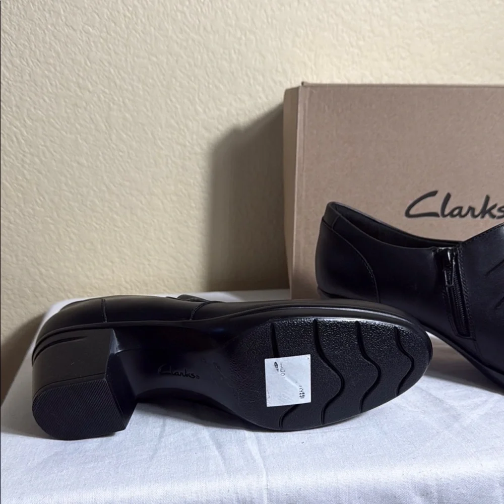 Clarks Black Heels Elegant Design Emslie Willa - Picture 4 of 5